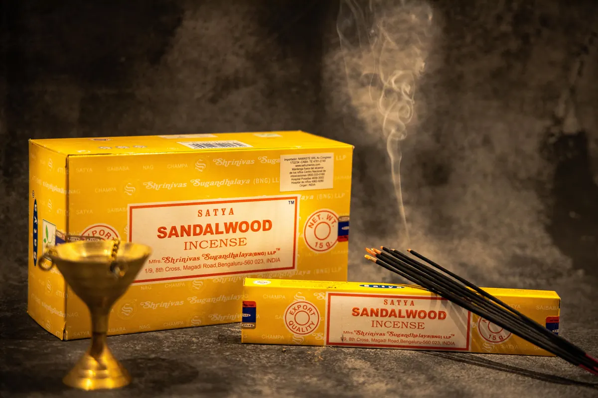 Satya - Sándalo